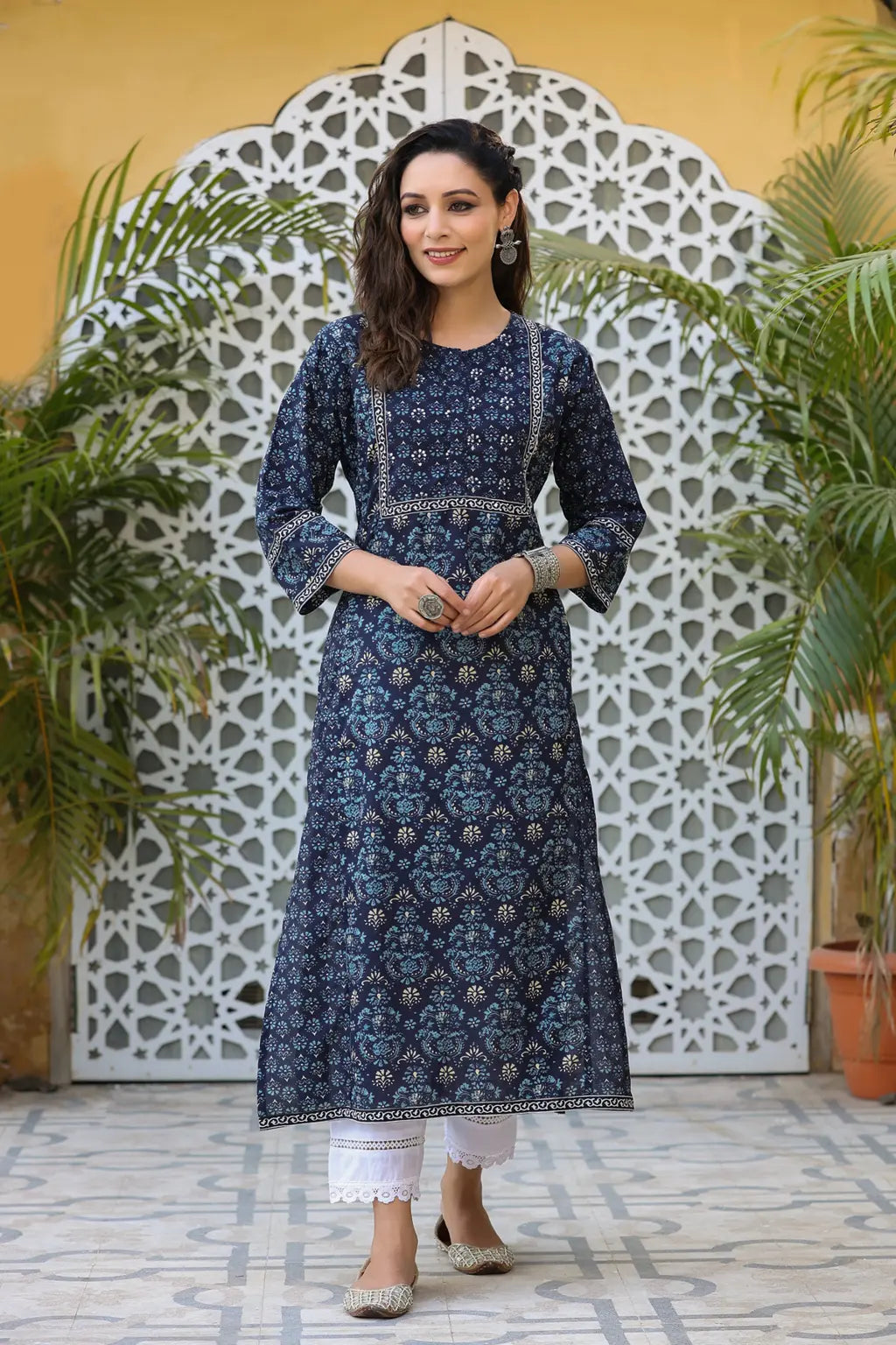 Women Navy Blue Ethnic…