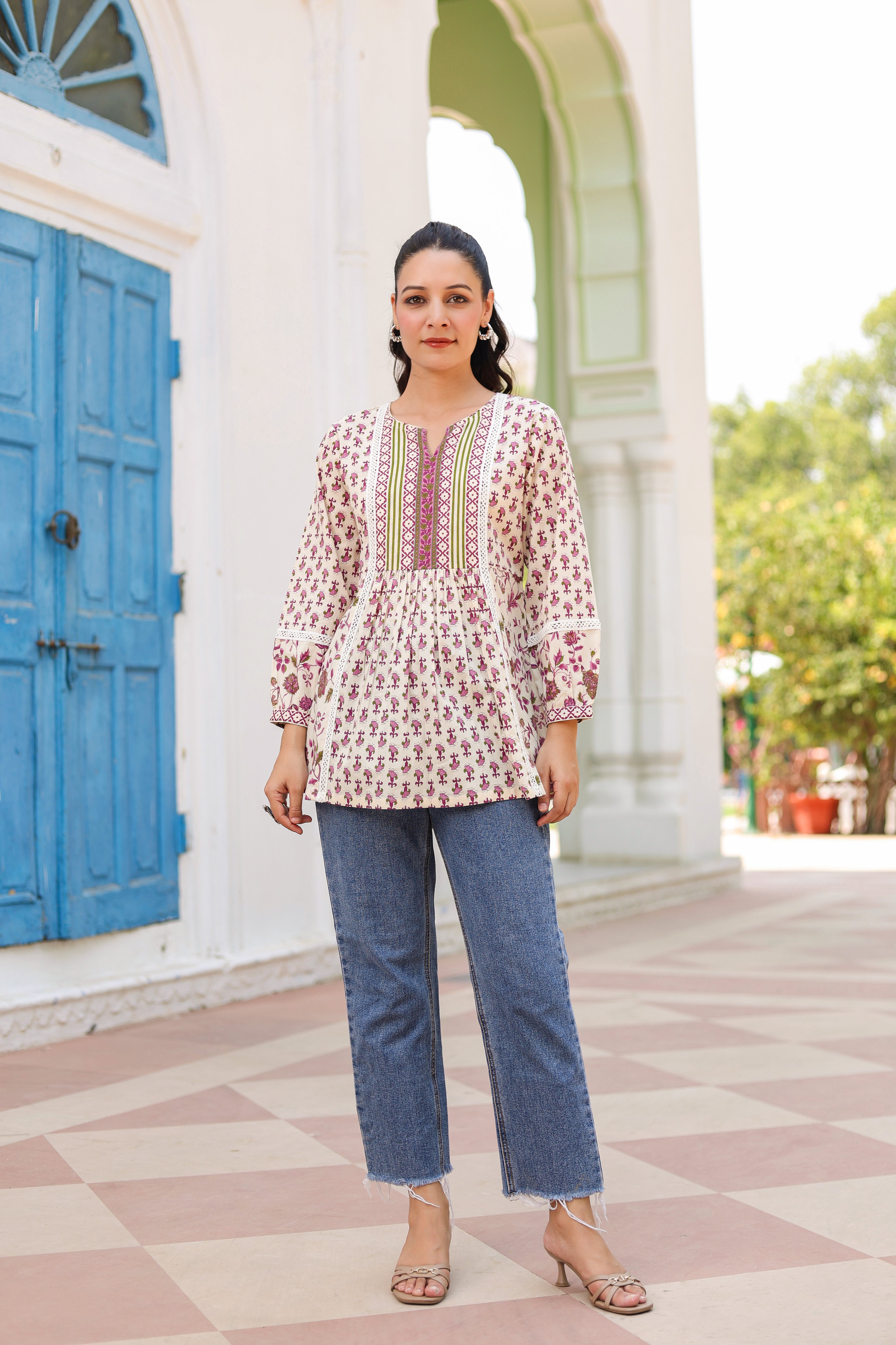 Women Floral Printed…