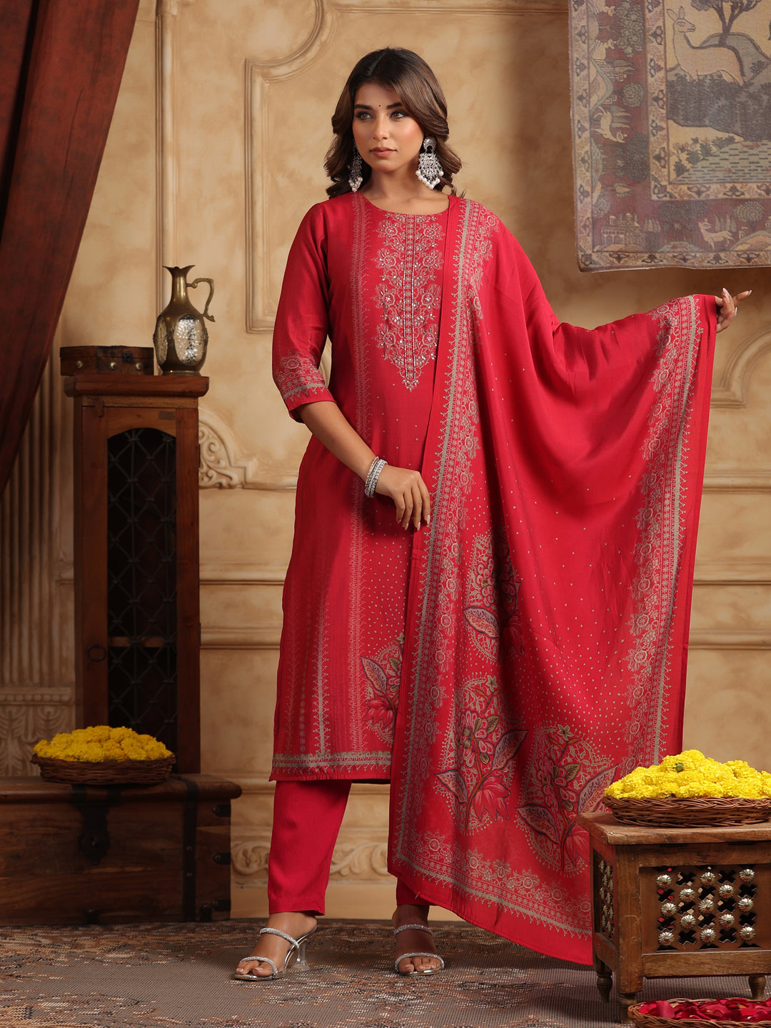 Ethnic Motifs Printed Round…