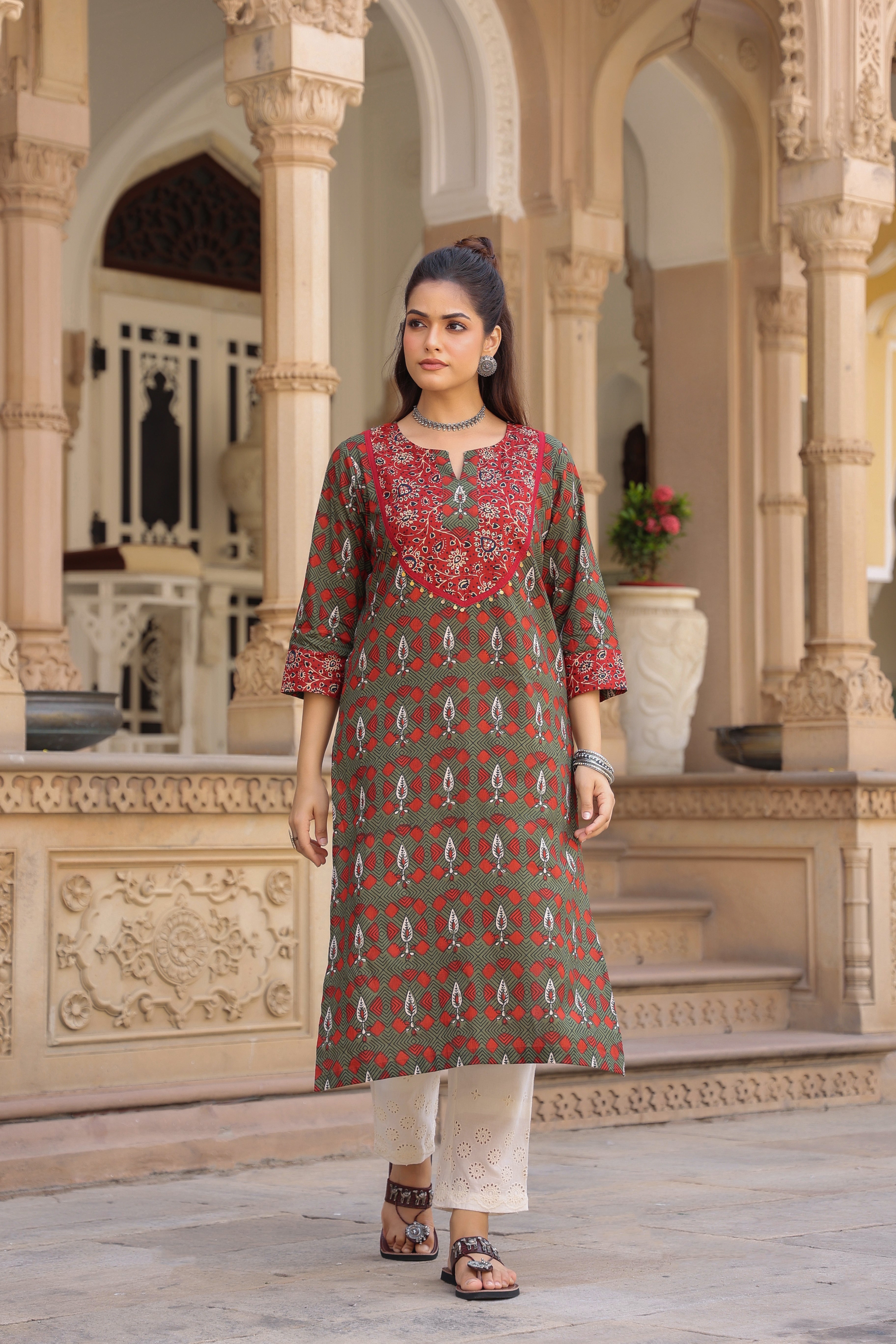 Women Ethnic Motifs Printed…