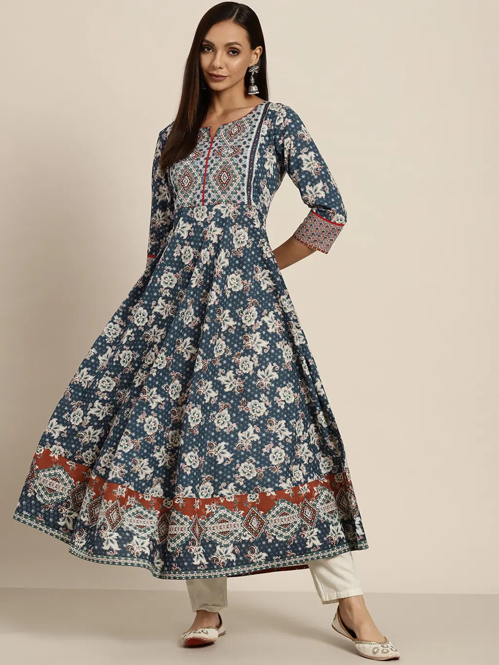 Women Navy Blue &…