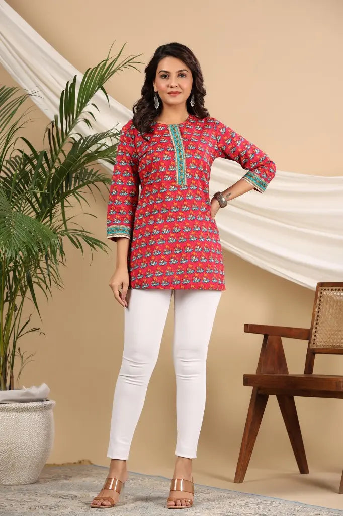 Women Fuchsia Ethnic Motifs…