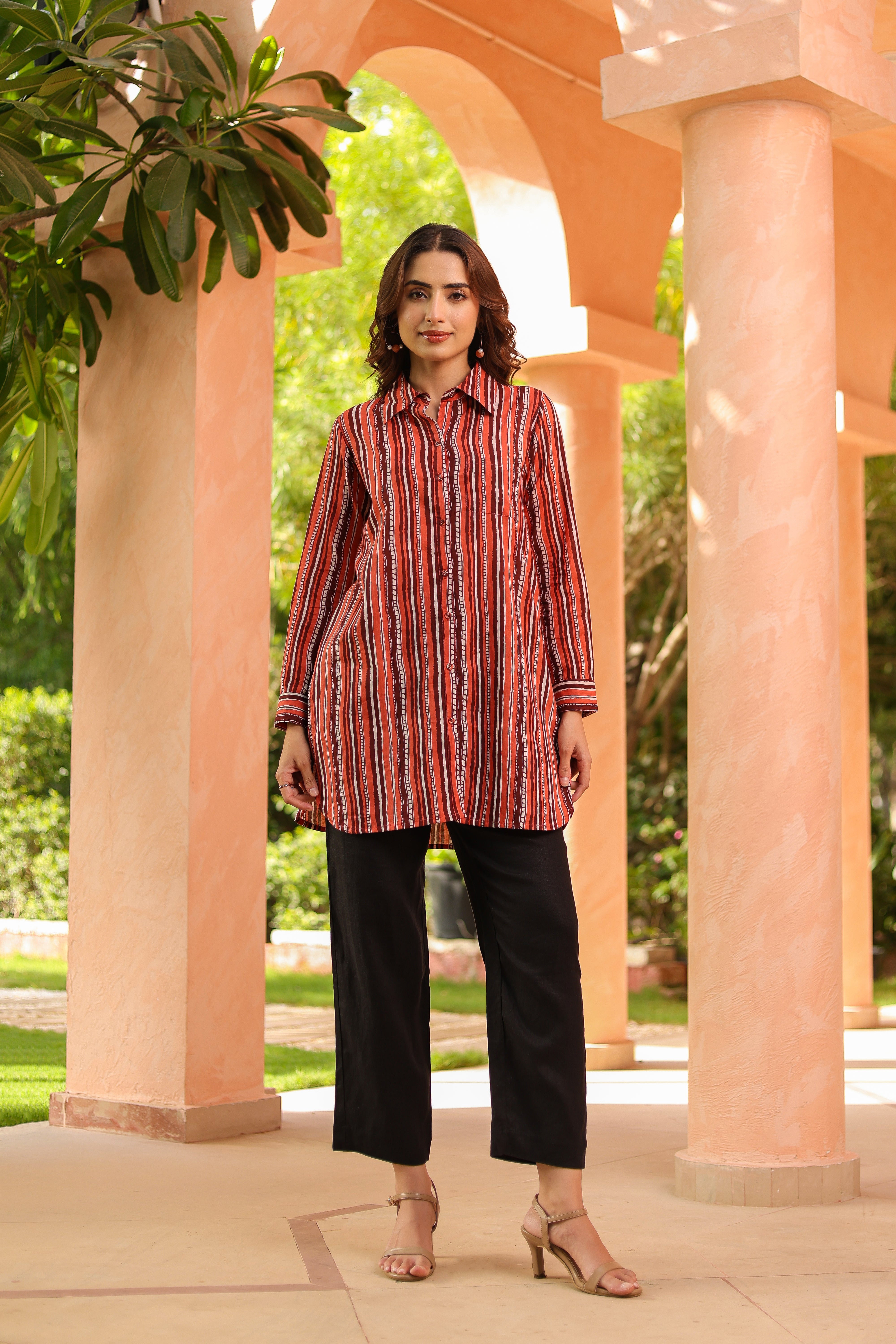 Women Standard Fit Vertical…