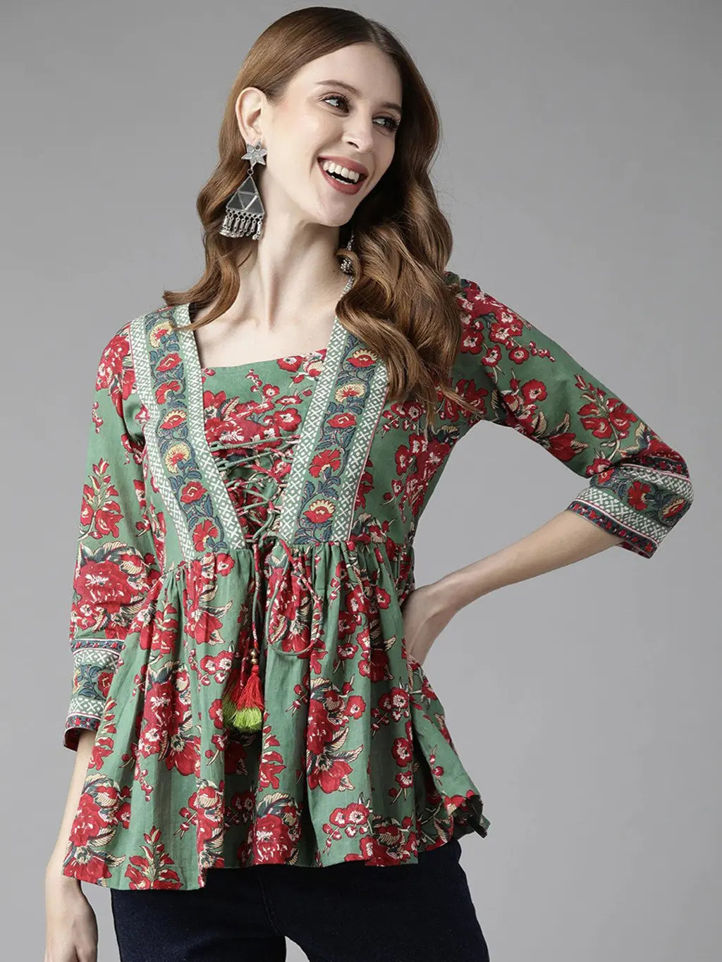 Women Green And Red…