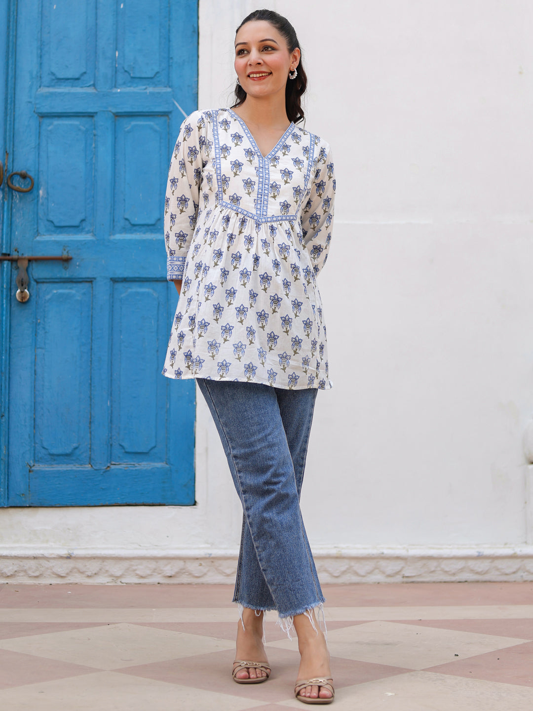 Women Floral Printed V…