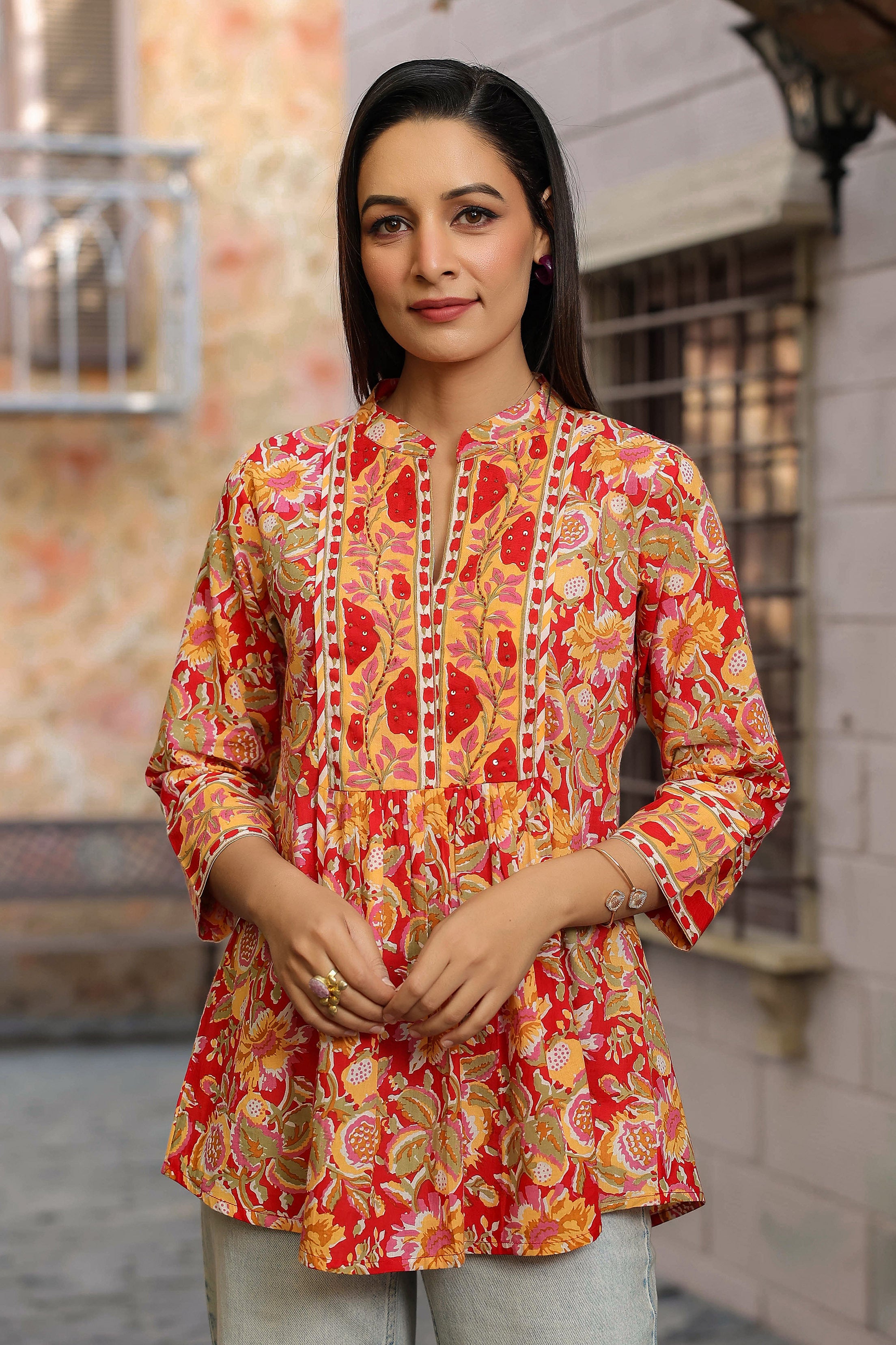 Floral Printed Mandarin Collar…