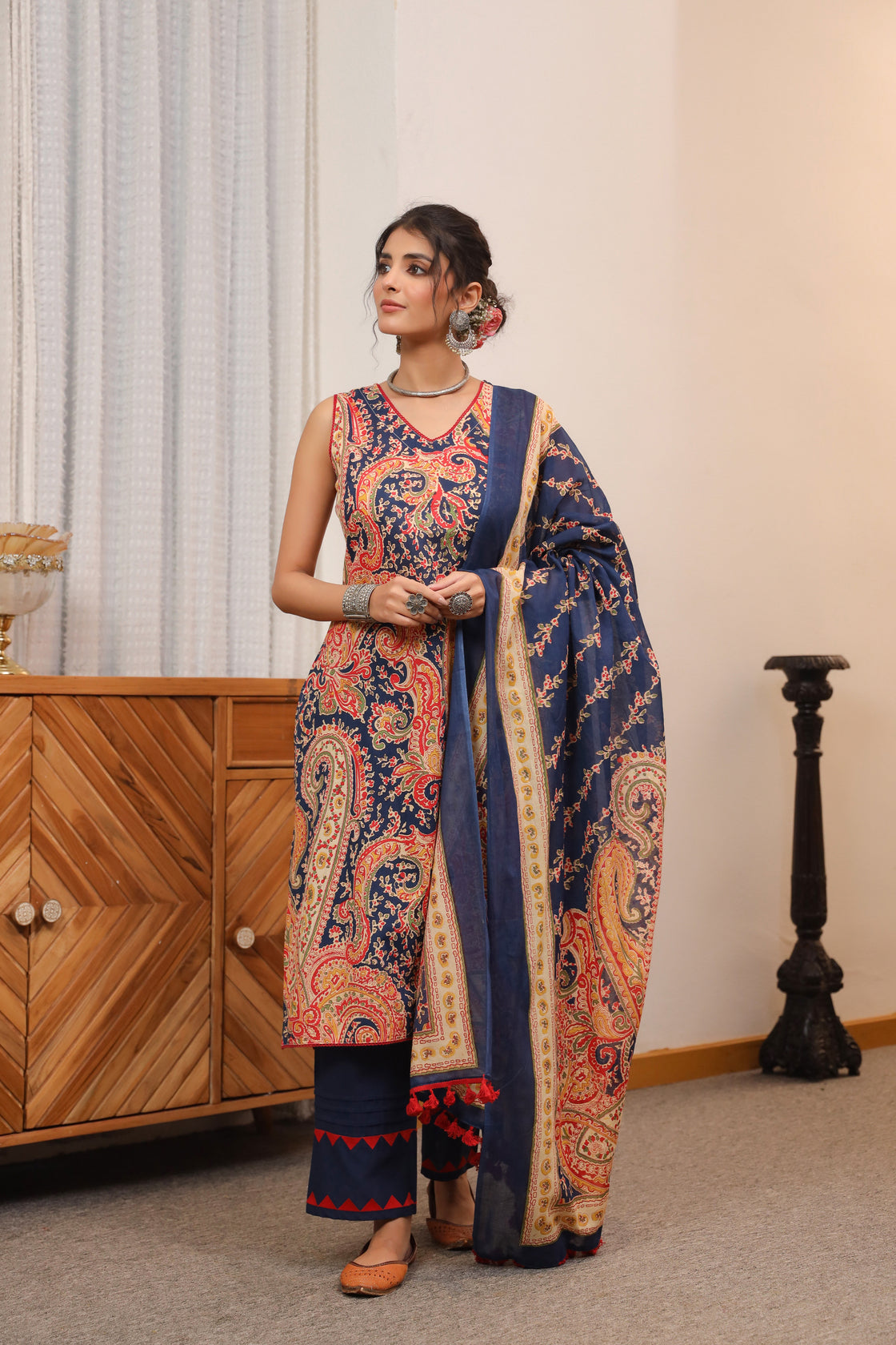 Women Ethnic Motifs Printed…