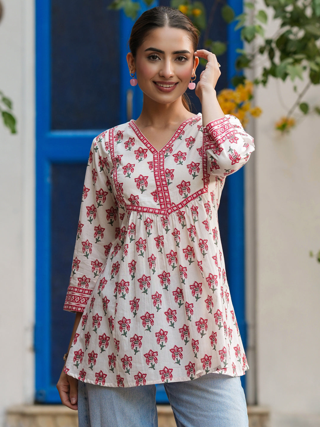 Ethnic Motifs Printed V-Neck…