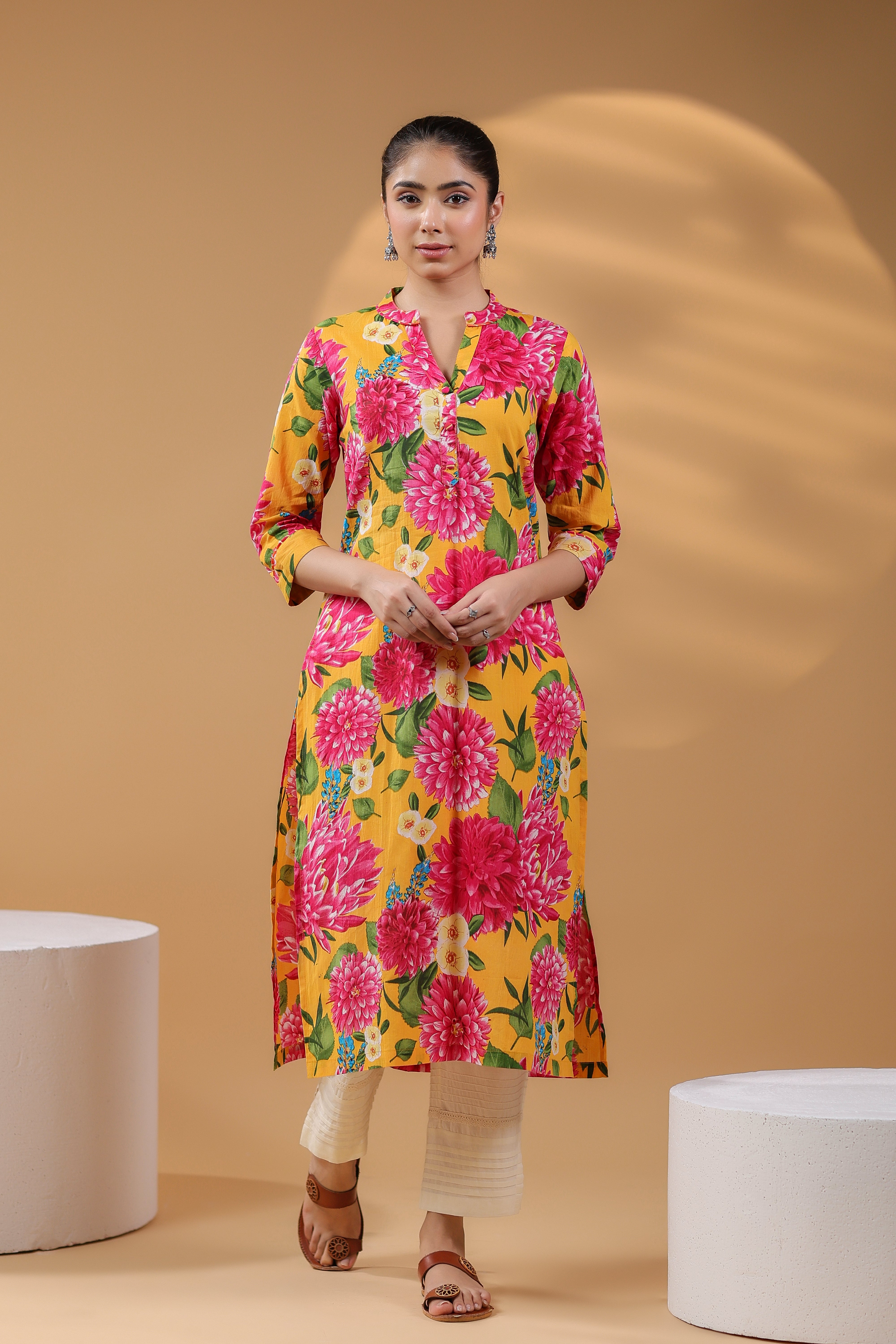 Women Floral Printed Handloom…