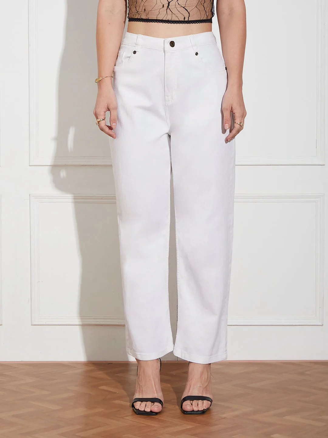 White Tapered Mid Rise Clean Look Cropped Stretchable Denim Jeans for Women